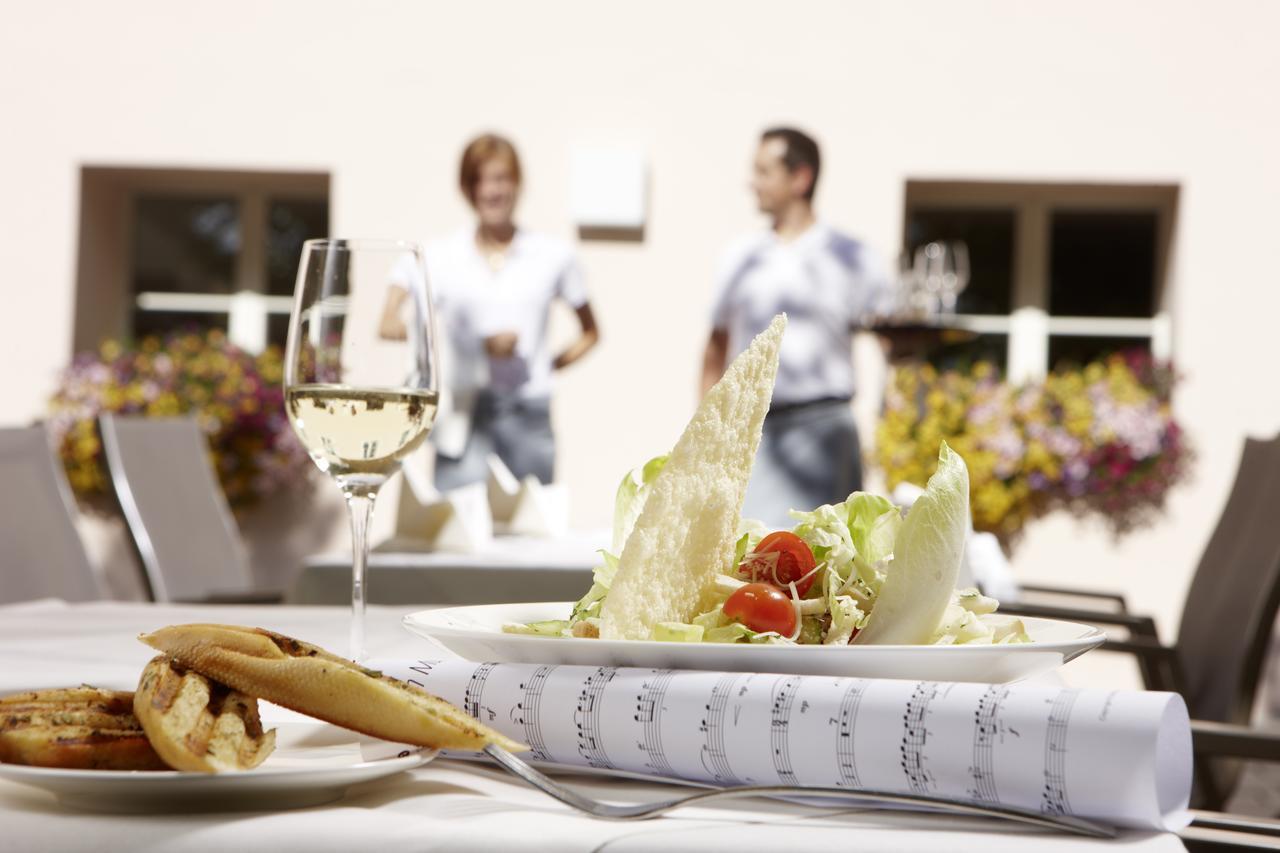 Cma Stift Ossiach Hotel Ngoại thất bức ảnh