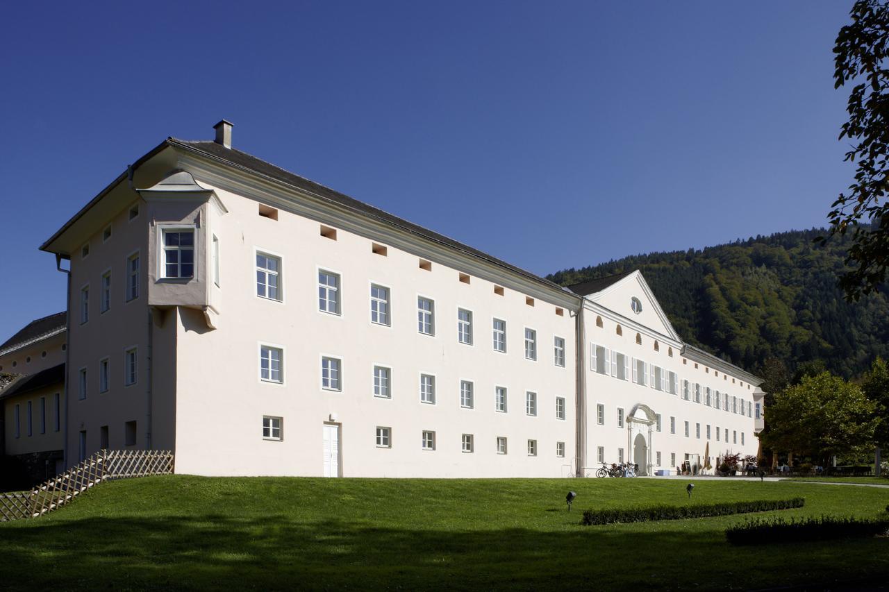 Cma Stift Ossiach Hotel Ngoại thất bức ảnh